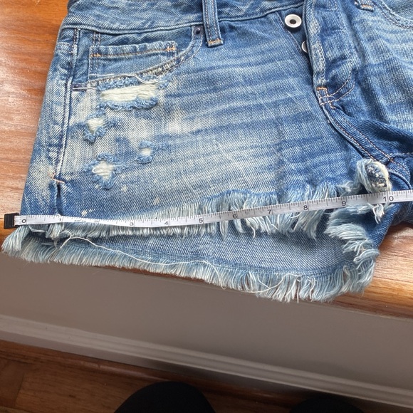 Abercrombie and Fitch Distressed Jean Shorts - Picture 10 of 11